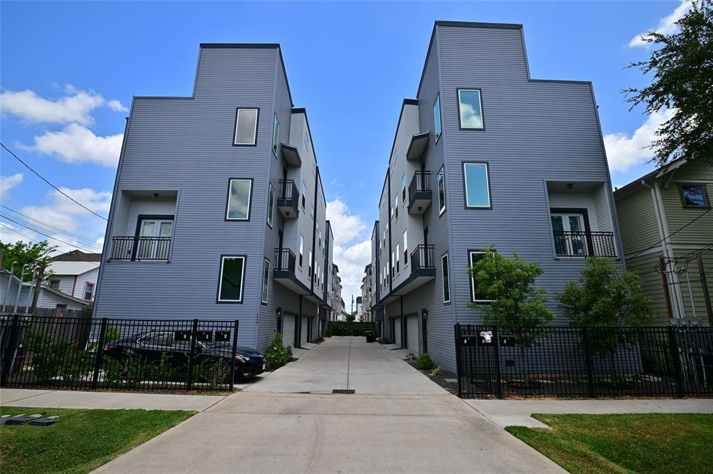 1117 W 16th St in Houston, TX - Building Photo