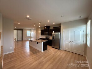 1110 Keydet Dr in Charlotte, NC - Building Photo - Building Photo