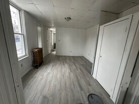 1518 13th St in Altoona, PA - Building Photo