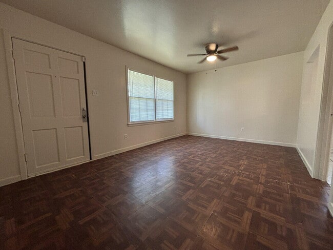 2707 E 9th St in Lubbock, TX - Building Photo - Building Photo