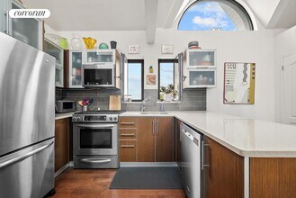 138 Seeley St in Brooklyn, NY - Building Photo - Building Photo