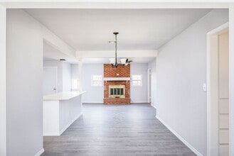 1319 NE 38th St in Oklahoma City, OK - Building Photo - Building Photo