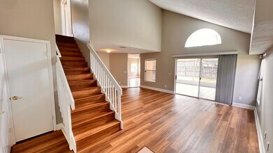 719 Meadowside Ct in Orlando, FL - Building Photo - Building Photo