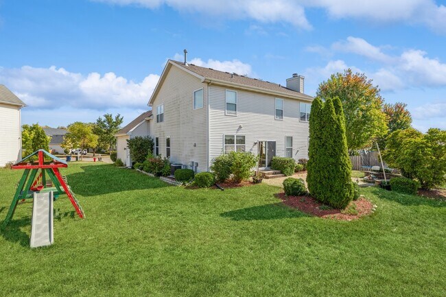 7 Lake Plumleigh Ct in Algonquin, IL - Building Photo - Building Photo