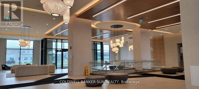 8960 Jane St in Vaughan, ON - Building Photo - Building Photo