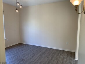 60 Brock Ln in Hackettstown, NJ - Building Photo - Building Photo