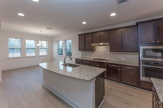2040 Base Burner Path in Leander, TX - Building Photo - Building Photo
