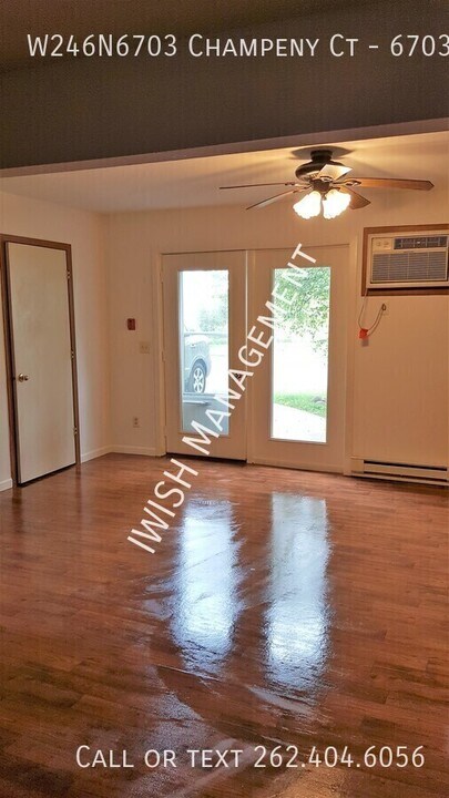 W246N6703 Champeny Ct in Sussex, WI - Building Photo