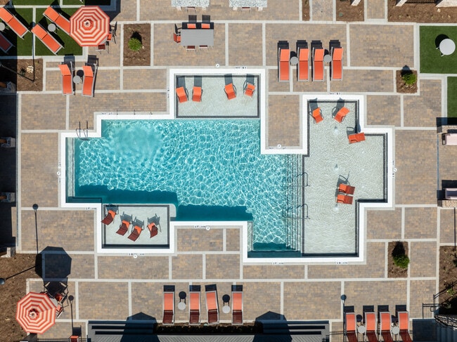 The Heights at Ridgewalk Apartments in Woodstock, GA - Building Photo - Building Photo