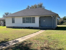 2502 Everitt Dr in Enid, OK - Building Photo