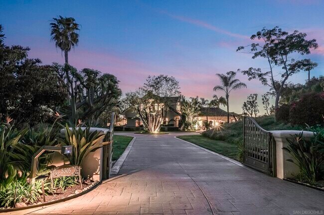 5305 La Crescenta Rd in Rancho Santa Fe, CA - Building Photo - Building Photo