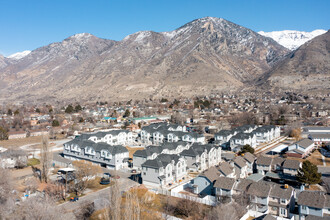 Spring Creek Townhomes in Provo, UT - Building Photo - Building Photo