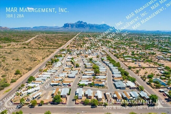 property at 2292 N Ironwood Dr