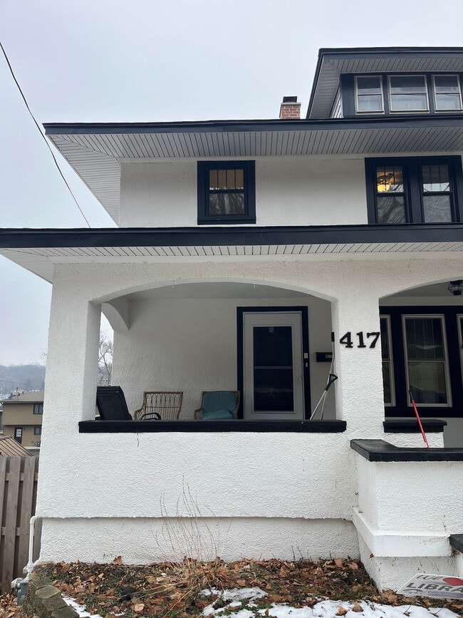 property at 417 N Main St