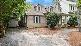 835 N Ashe St in Southern Pines, NC - Building Photo