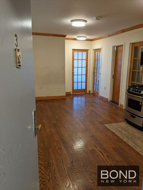 621-623-623 Middle Neck Rd in Great Neck, NY - Building Photo - Building Photo