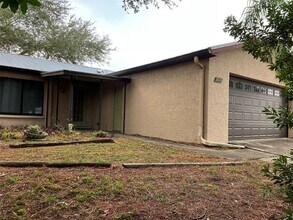 2519 Elderberry Dr in Clearwater, FL - Foto de edificio - Building Photo