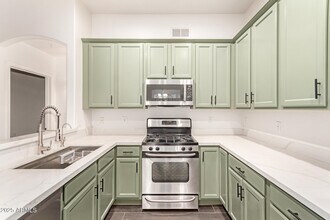 16945 E El Lago Blvd in Fountain Hills, AZ - Building Photo - Building Photo