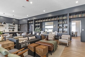 Page Living at Pinnacle Hills in Rogers, AR - Building Photo - Building Photo