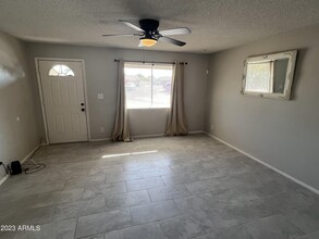 12809 Post Dr in Surprise, AZ - Building Photo - Building Photo