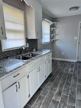 1664 Yarbrough St in Montgomery, AL - Building Photo - Building Photo