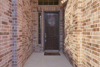 9515 Willard Dr in Manvel, TX - Building Photo - Building Photo