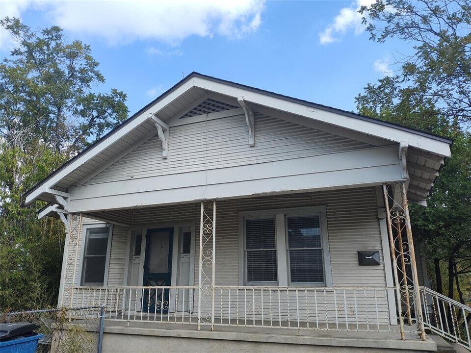 3402 King St in Austin, TX - Building Photo