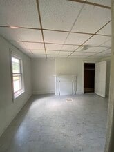18 Vine St in Natrona Heights, PA - Foto de edificio - Building Photo