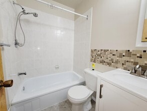 10976 124 St in Edmonton, AB - Building Photo - Building Photo