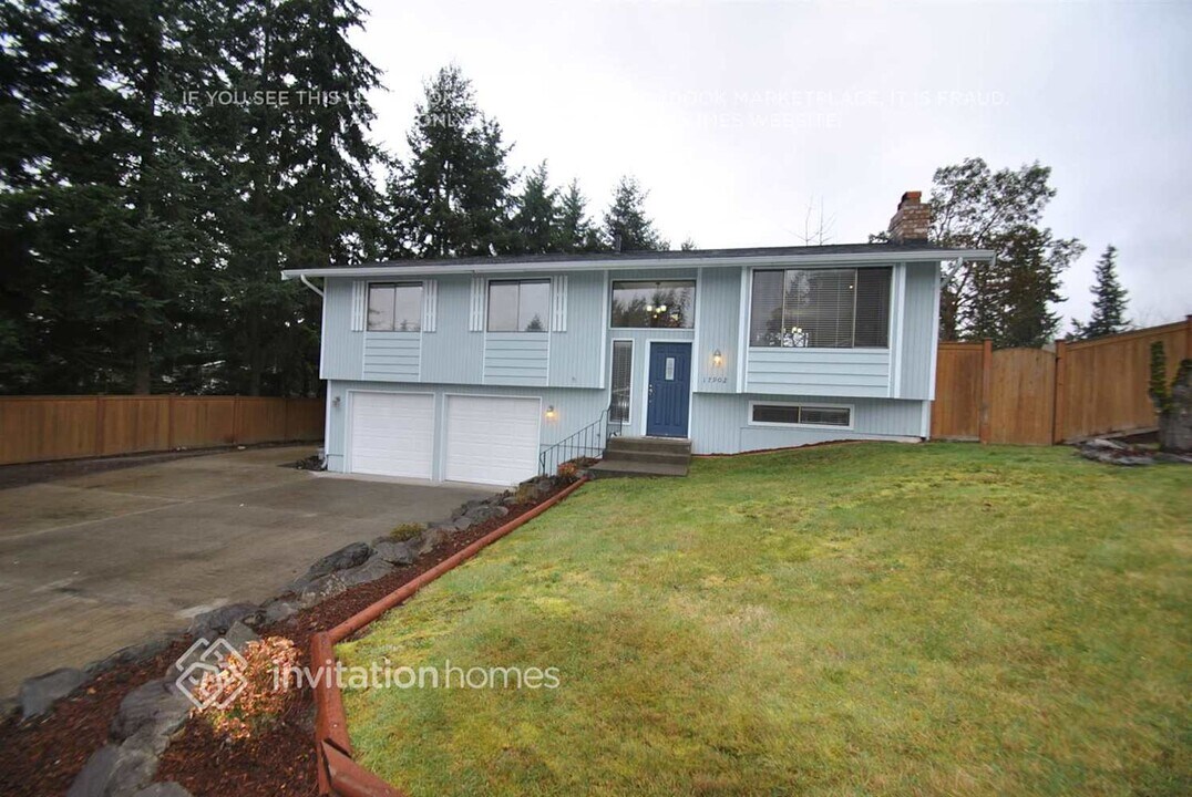 17902 82nd St E in Bonney Lake, WA - Building Photo