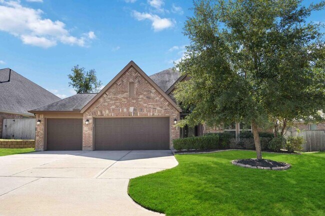 115 Pine Crest Cir in Montgomery, TX - Building Photo - Building Photo