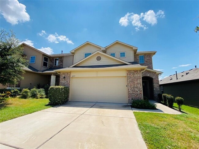 property at 2013 Langdale Ln