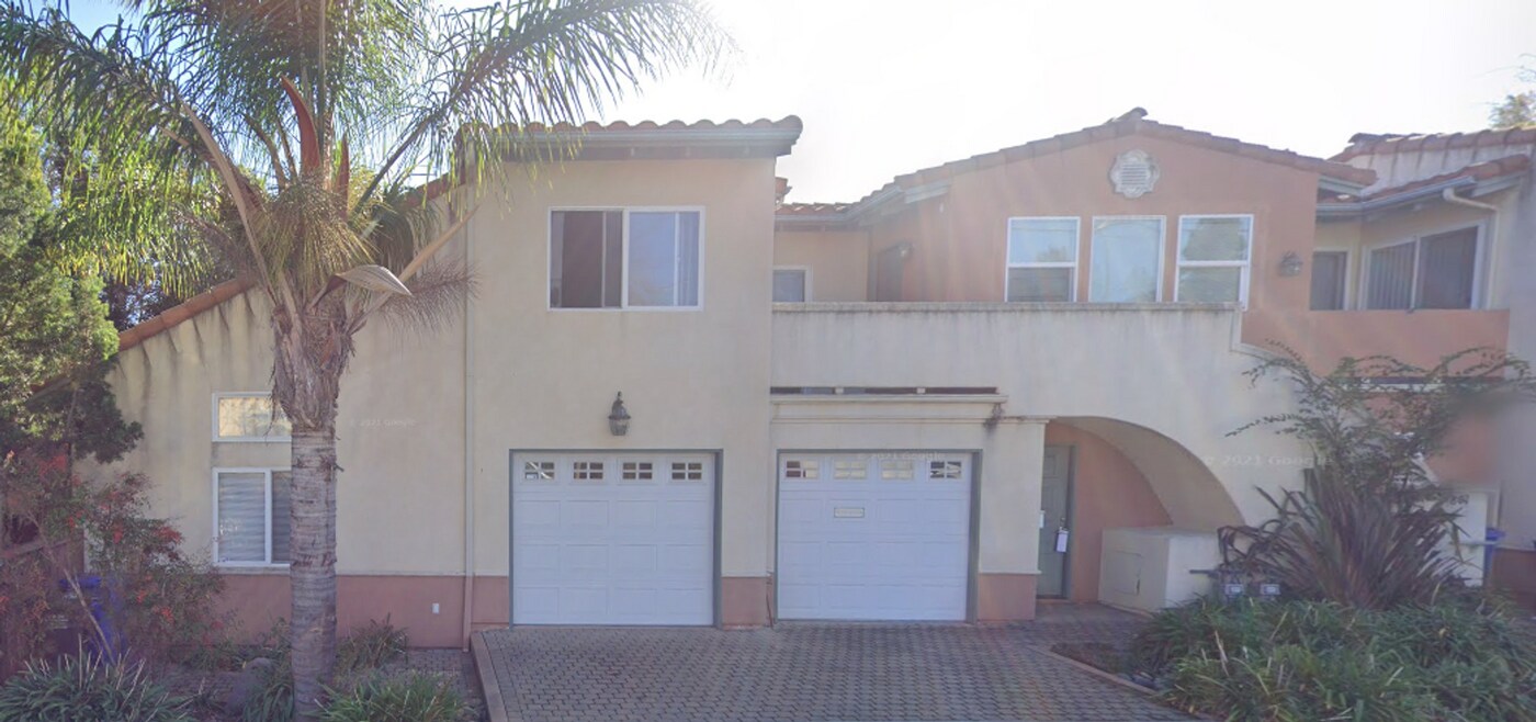 601 Sweeney Ln in San Luis Obispo, CA - Building Photo