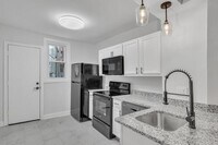 2558 Aisquith St photo'