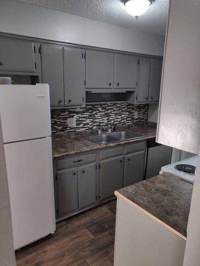 property at 103 Thornwell Ct