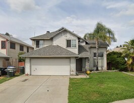 8325 Stonybeck Cir in Sacramento, CA - Building Photo