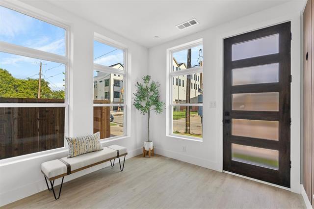 727 W 10th St in Dallas, TX - Building Photo - Building Photo