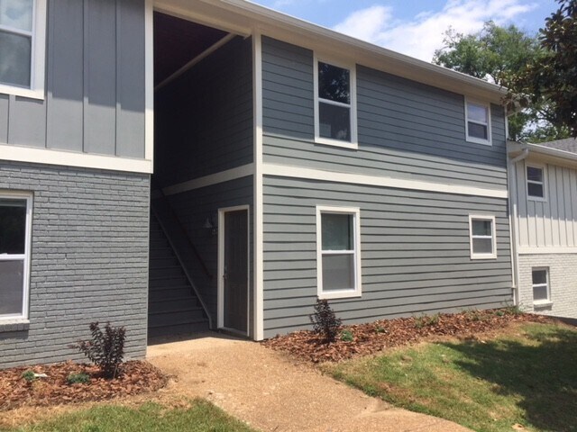 210 Bellmore Ave in Nashville, TN - Building Photo