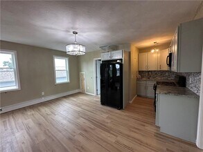 1 Rosemary St in Cranston, RI - Building Photo - Building Photo