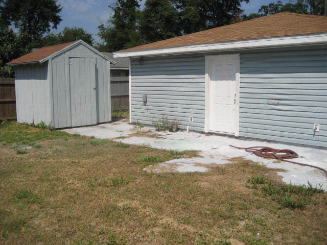 property at 4606 Wood Ave