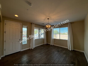 8545 N Gaetano Loop in Tucson, AZ - Building Photo - Building Photo