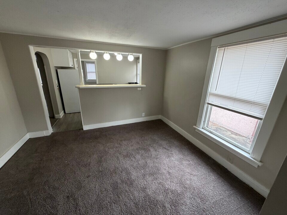 1111 Bluff St in Beloit, WI - Foto de edificio