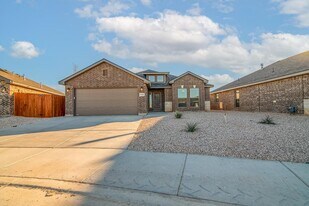 6106 Purtis Crk Dr in Midland, TX - Building Photo