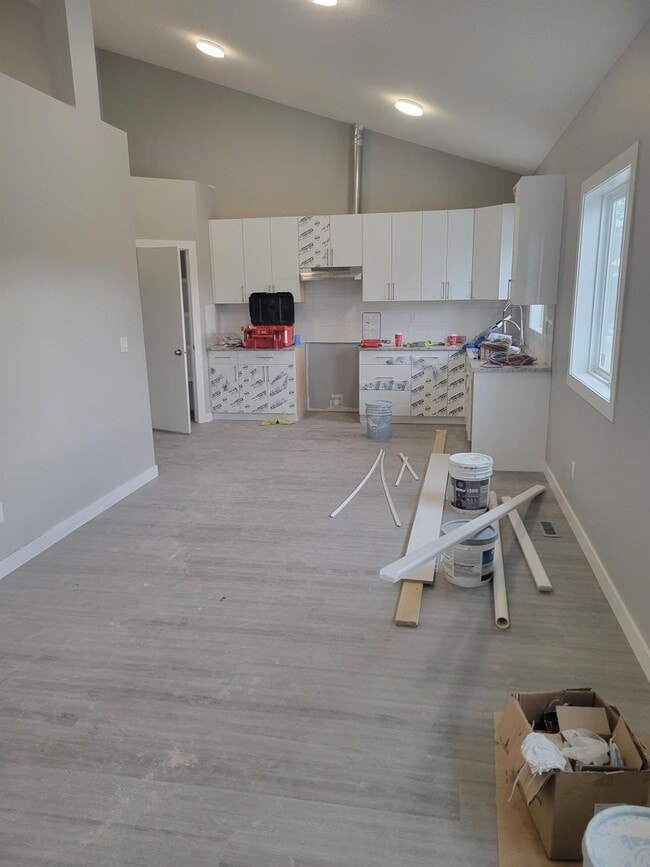 9408-9103 103 Ave in Grande Prairie, AB - Building Photo - Building Photo