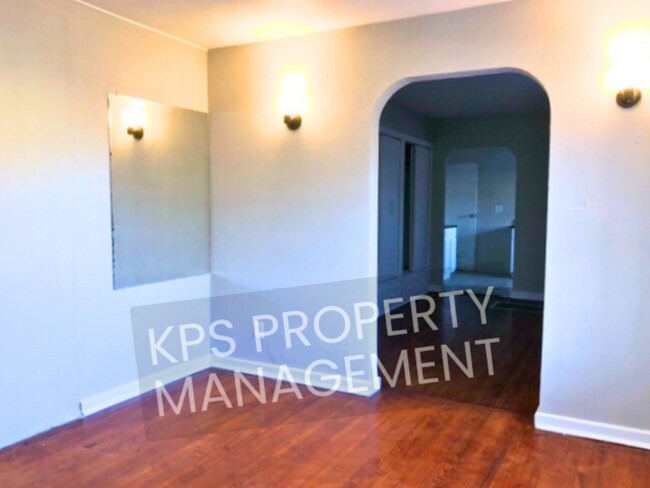 939 S Market St in Wichita, KS - Building Photo - Building Photo