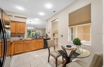 510 Spring Lake Cir in Tarpon Springs, FL - Building Photo - Building Photo