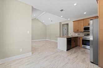 130 Long Dr in Onalaska, TX - Building Photo - Building Photo
