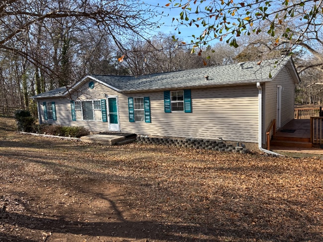 property at 4104 Pebblebrook Cir SW