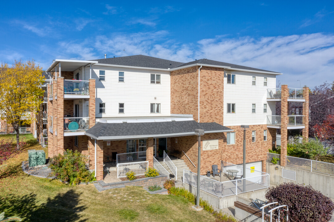 Sunrise Pointe Sunrise Pointe in Calgary, AB - Building Photo