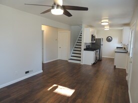 9663 West Ave in Blue Ash, OH - Building Photo